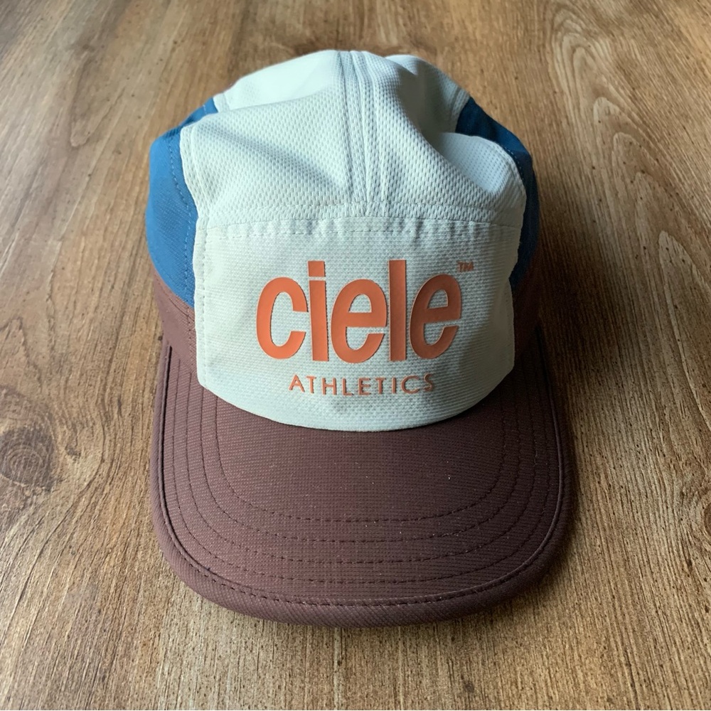 Ciele Athletics Colorblock Running Cap - Cream, Blue & Brown